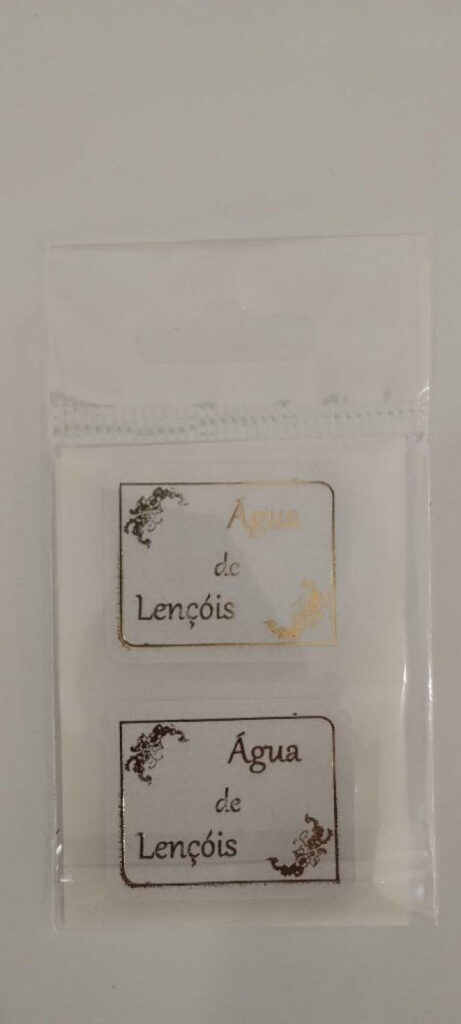 Etiqueta adesivo dourada 6un agua lençol